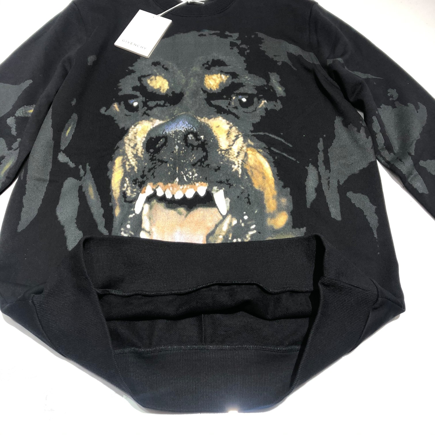 Givenchy Hoodie Rottweiler printed in Black