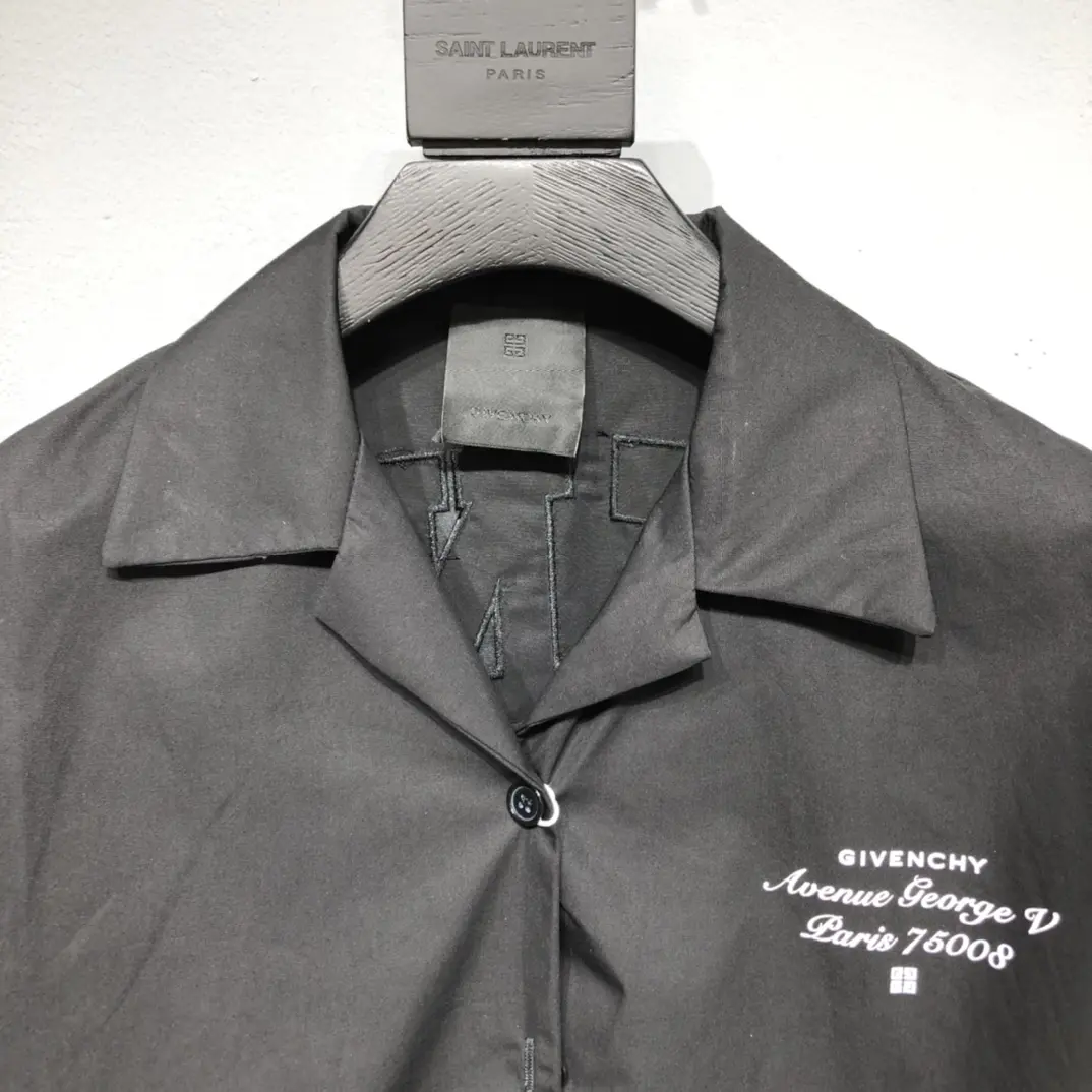 GIVENCHY 2022ss new fashion shirt in black