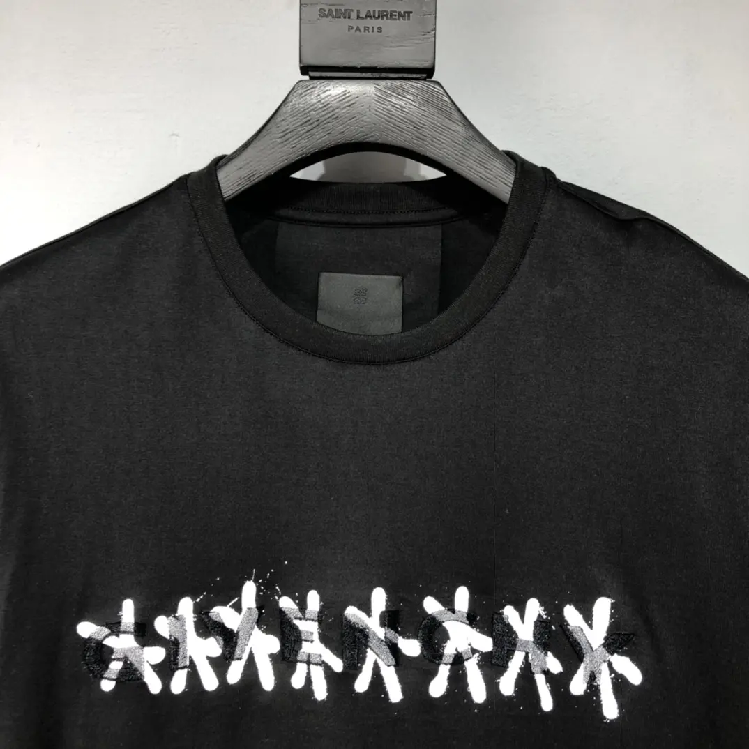 GIVENCHY 2022SS new arrival T-shirt in black