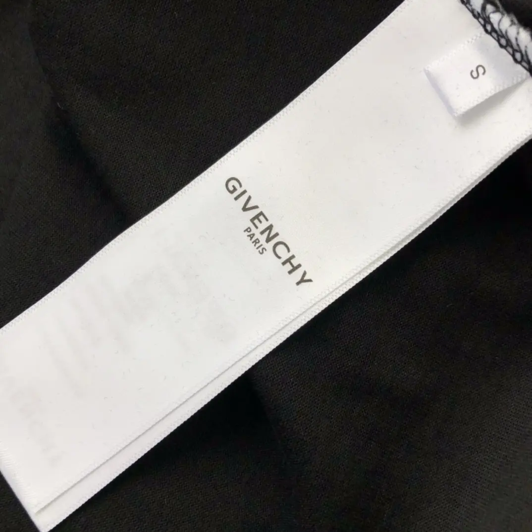 GIVENCHY 2022SS new arrival T-shirt in black