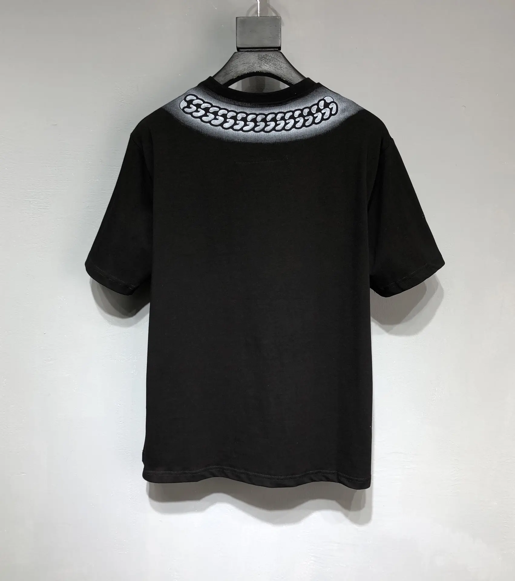 GIVENCHY 2022SS new arrival T-shirt in black