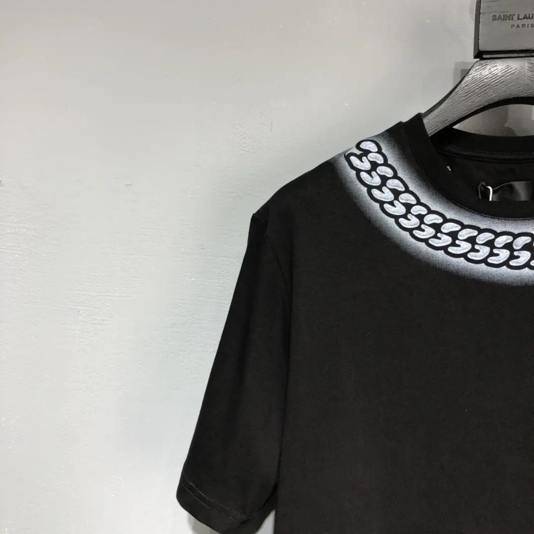 GIVENCHY 2022SS new arrival T-shirt in black