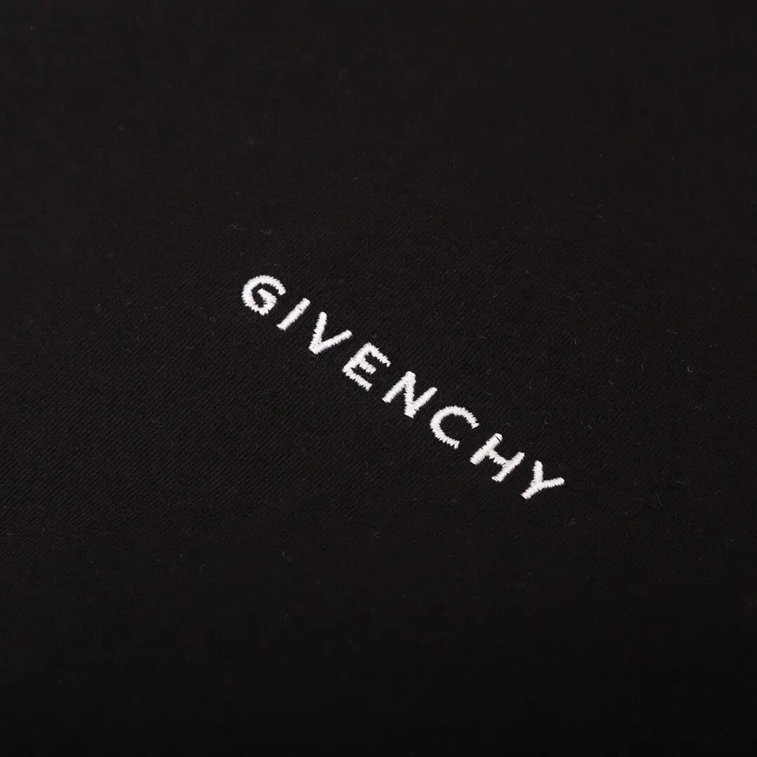 GIVENCHY 2022SS new arrival T-shirt in black