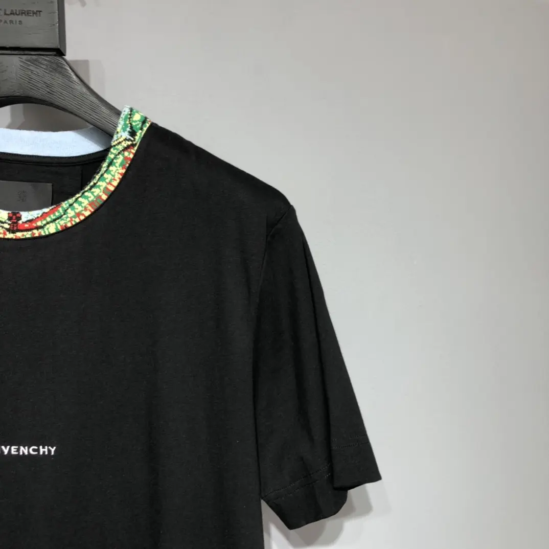 GIVENCHY 2022SS new arrival T-shirt in black