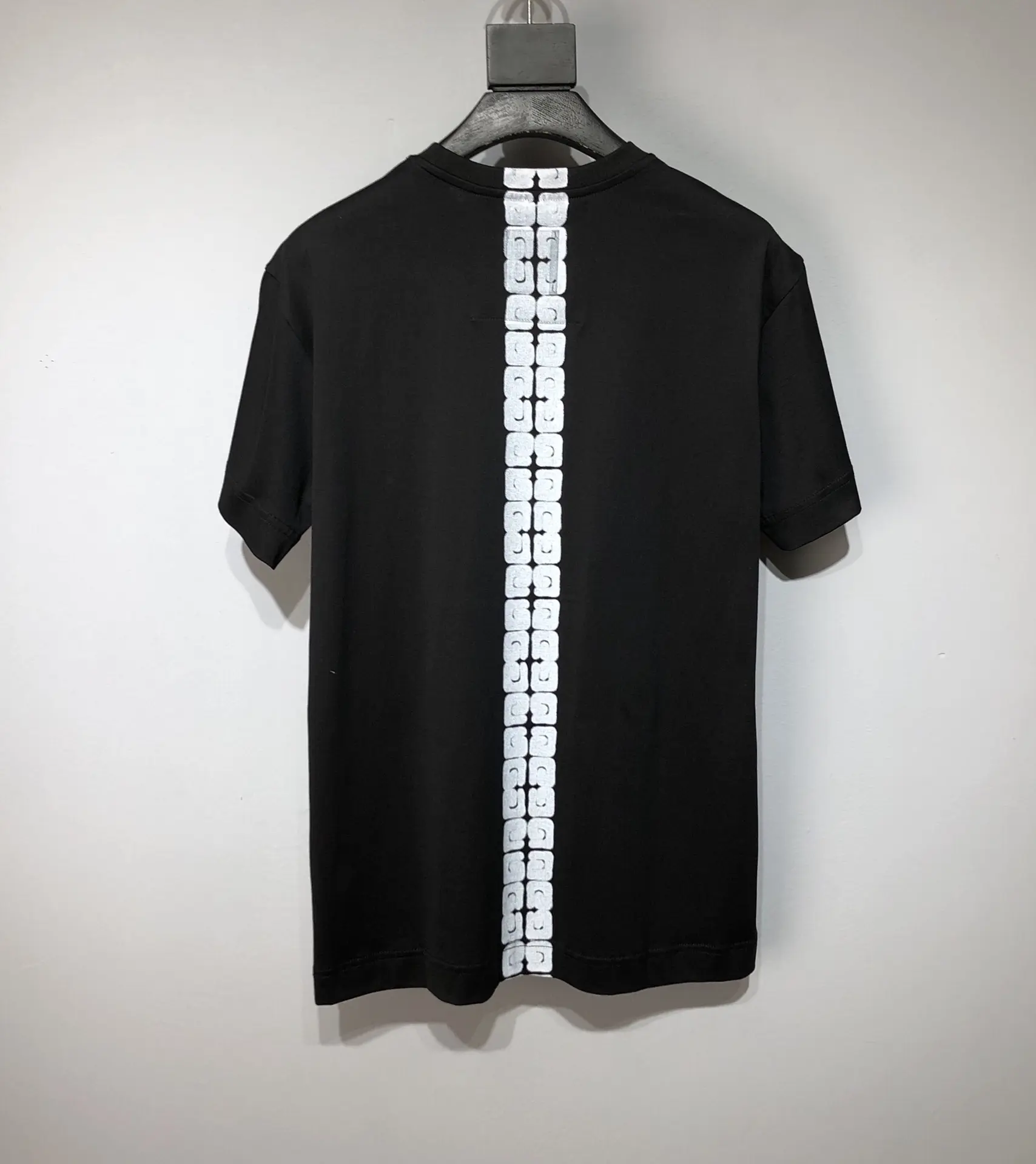 GIVENCHY 2022SS new arrival T-shirt in black