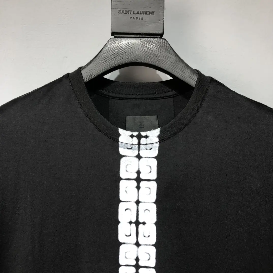 GIVENCHY 2022SS new arrival T-shirt in black