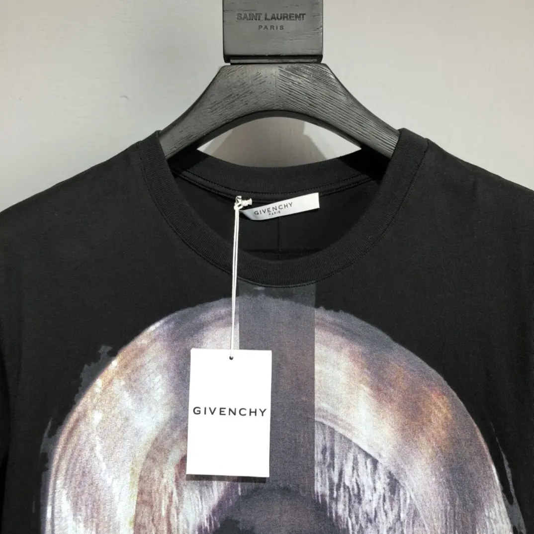 GIVENCHY 2022SS new arrival T-shirt in black