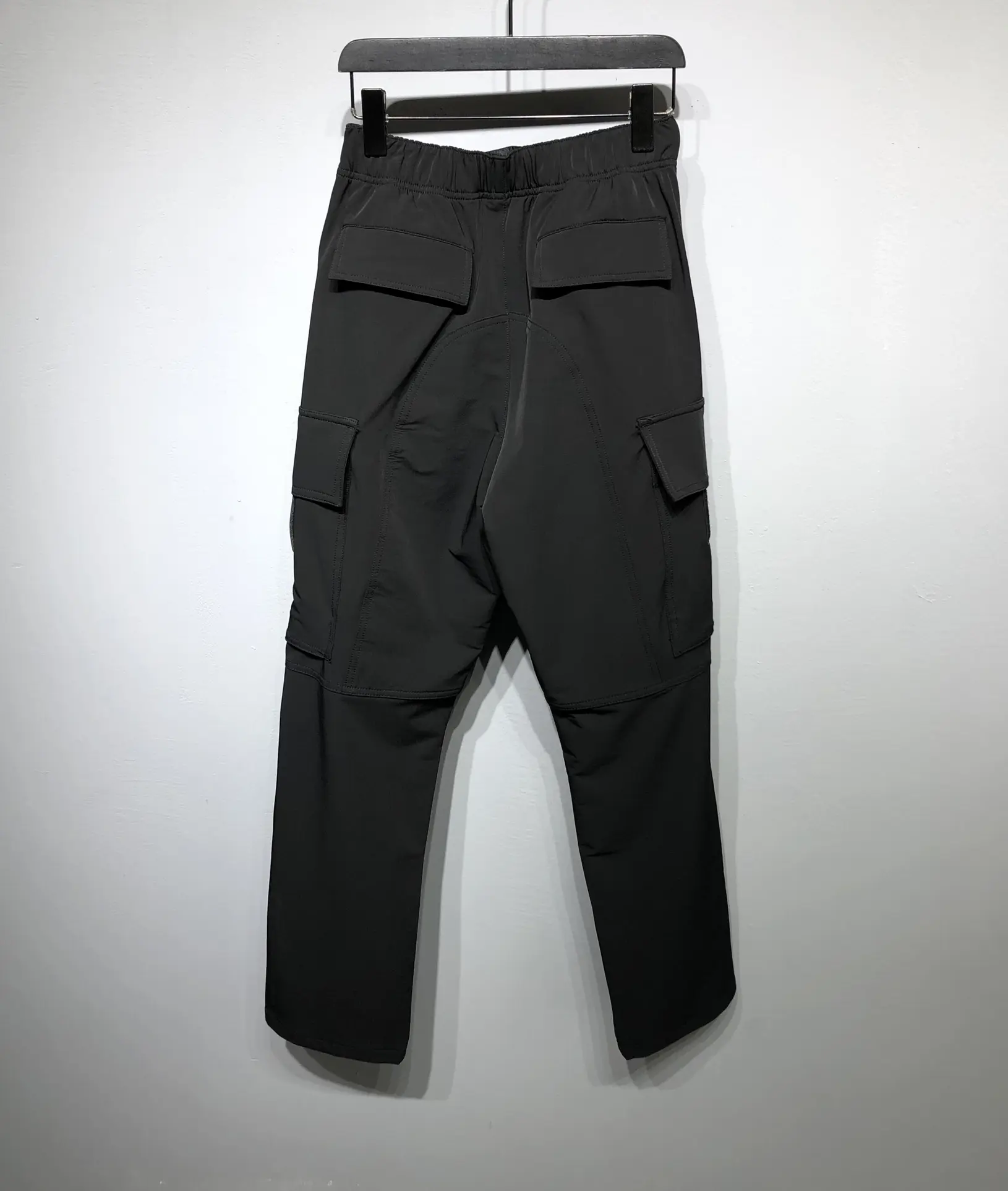 GIVENCHY 2022SS fashion trousers in black