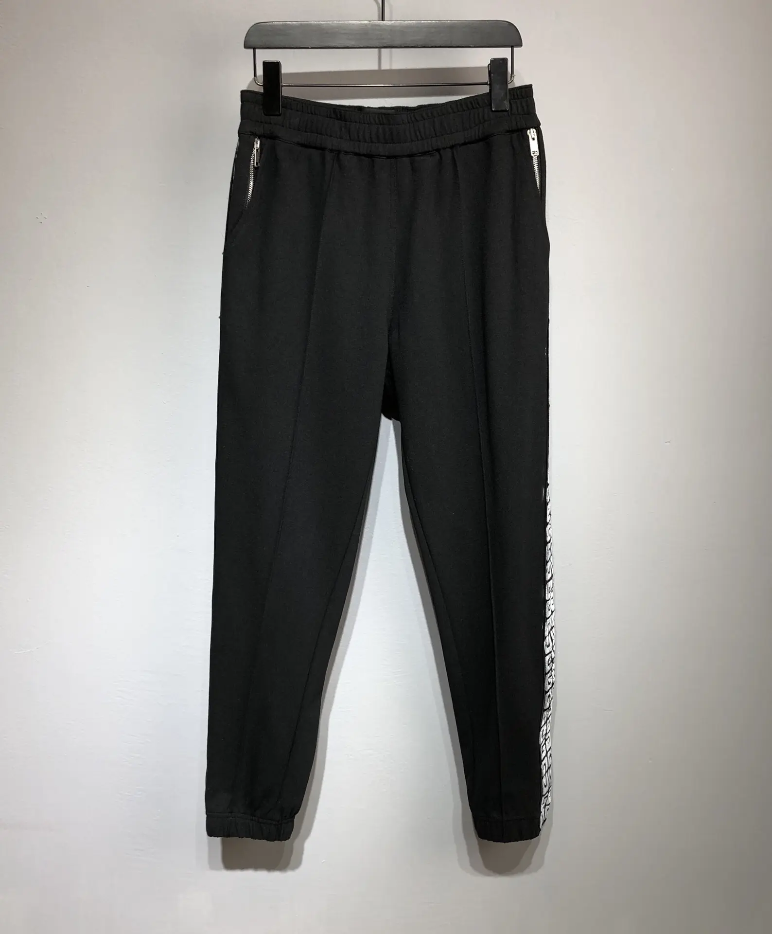 GIVENCHY 2022SS fashion trousers in black