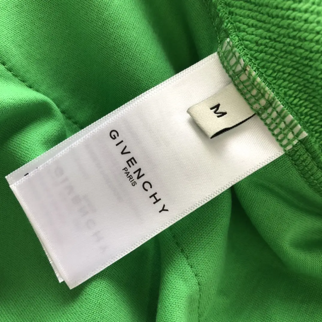 GIVENCHY 2022SS fashion shorts in green