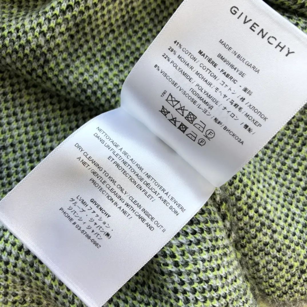 GIVENCHY 2022FW fashion sweater in green