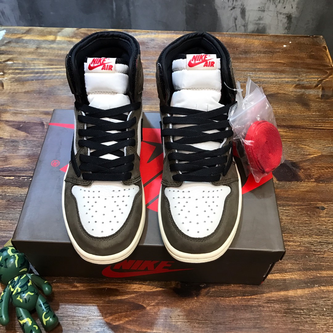 NIKE Travis Scott X Air Jordan 1 Sneaker