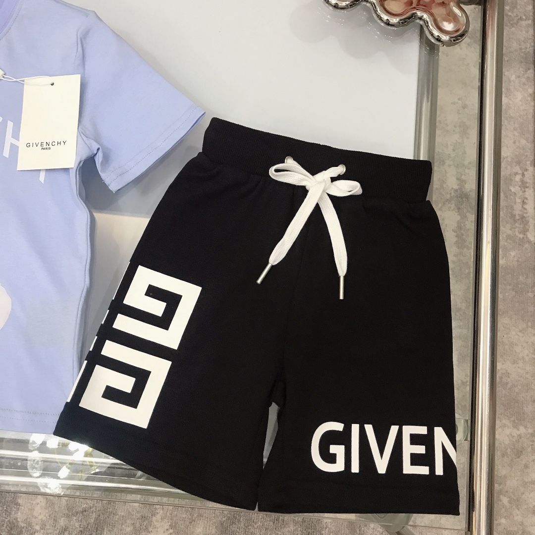 Givenchy 2022 Children T-shirt and Shorts Set