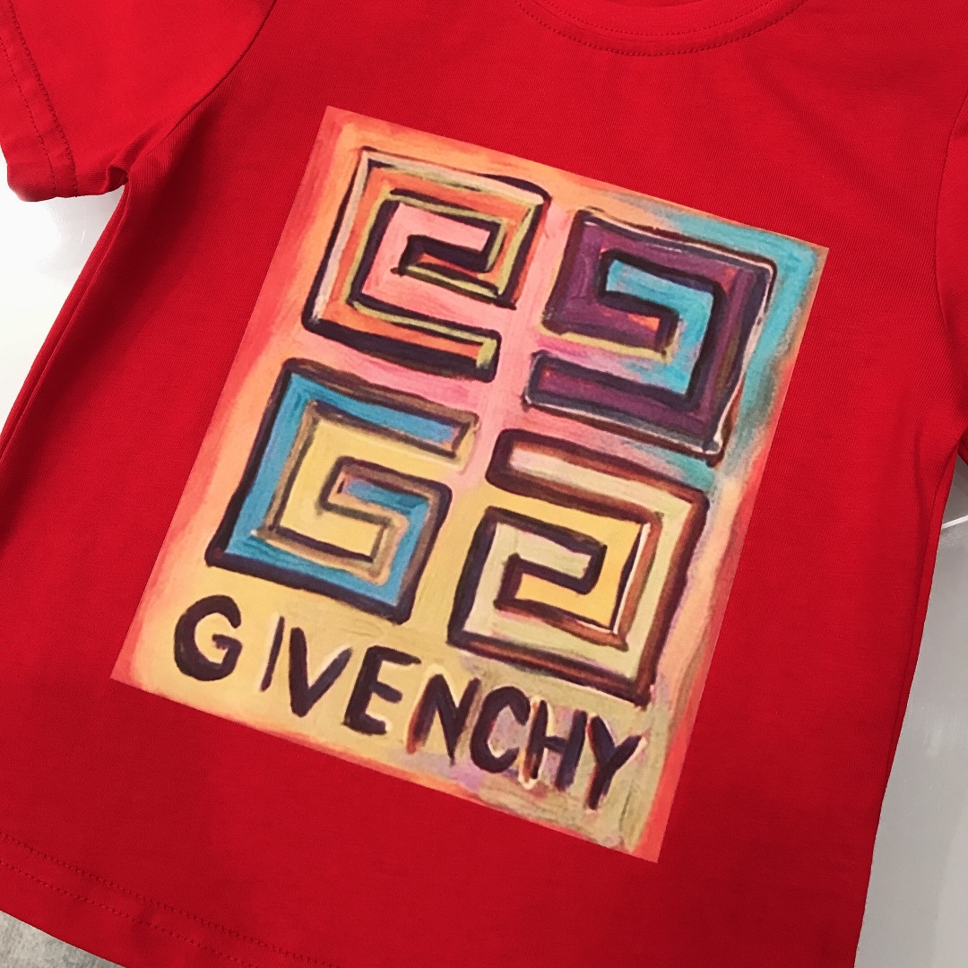 Givenchy 2022 Children T-shirt and Shorts Set