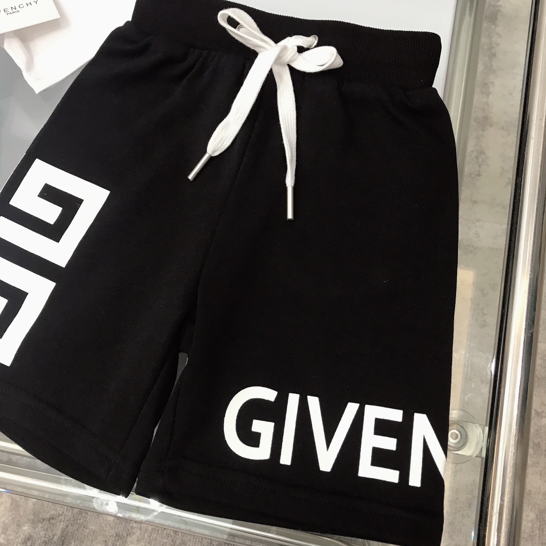 Givenchy 2022 Children T-shirt and Shorts Set