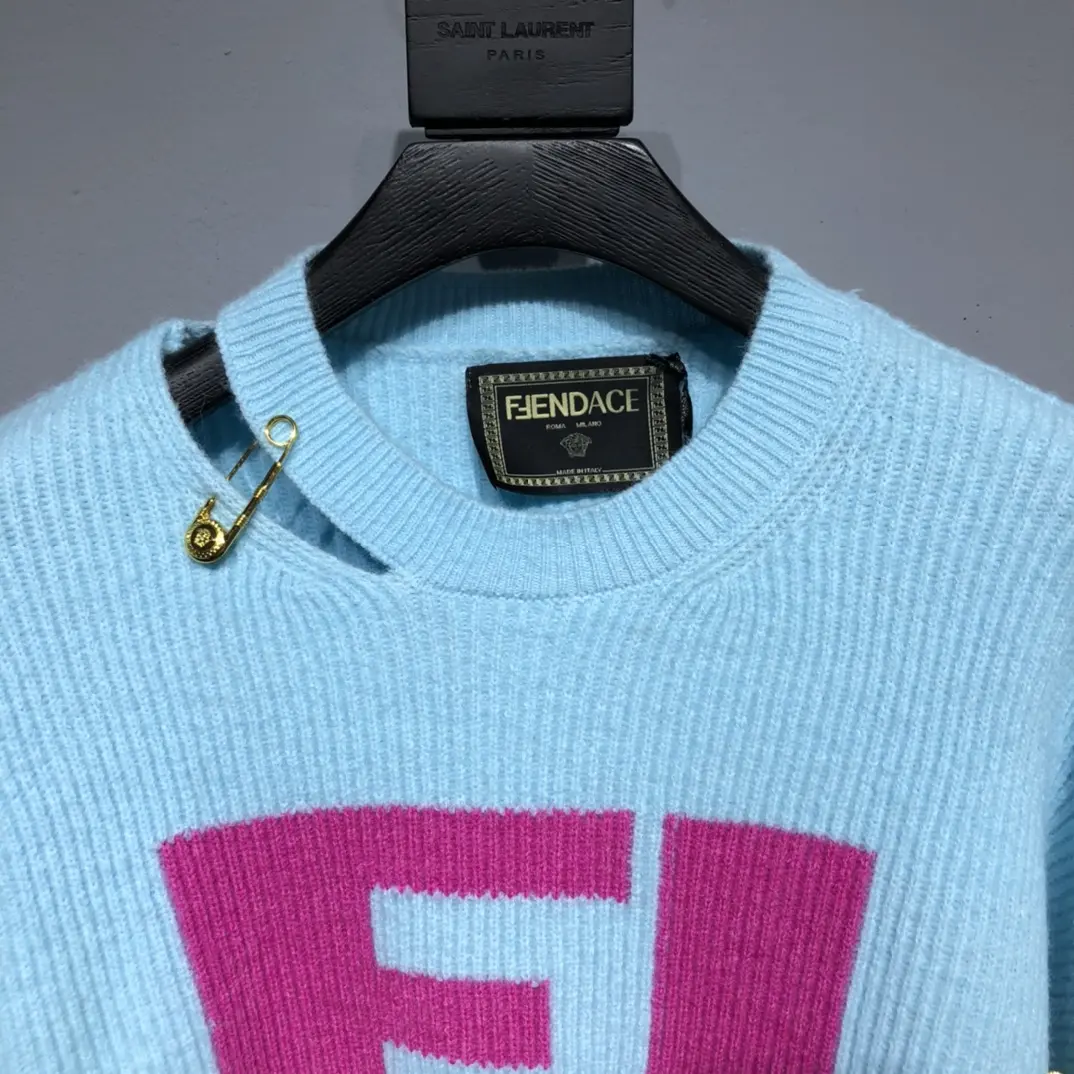 Fendi*Versace fendace Sweater