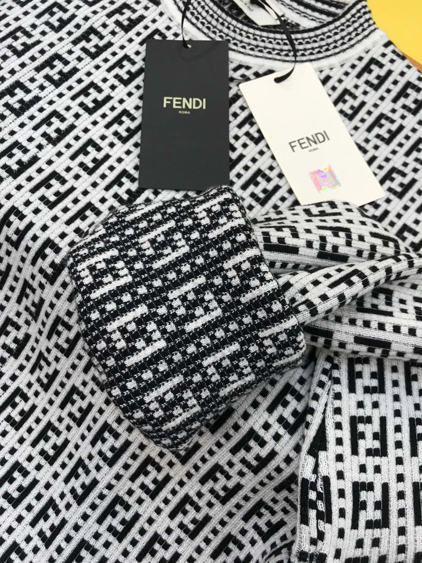 Fendi Sweatshirt Multicolor viscose in Gray