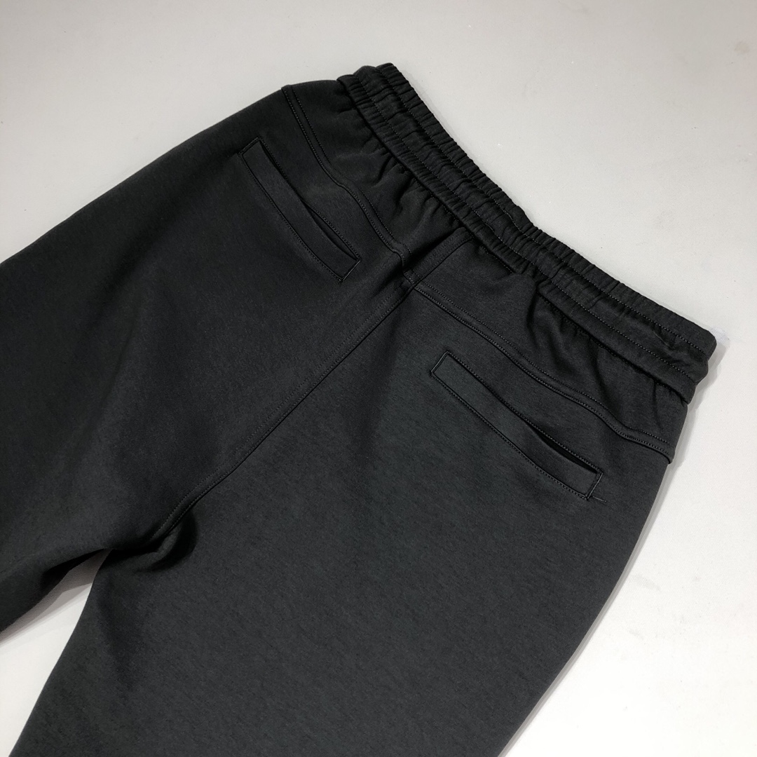 Fendi Pants Cotton in Black 