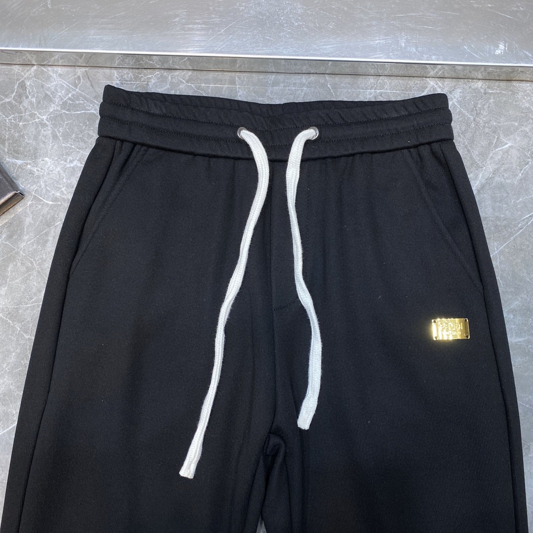 Fendi Pants Cotton in Black 