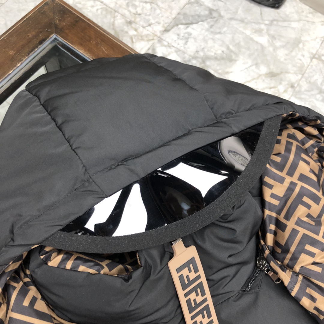 Fendi Down Jacket tech fabric in Black