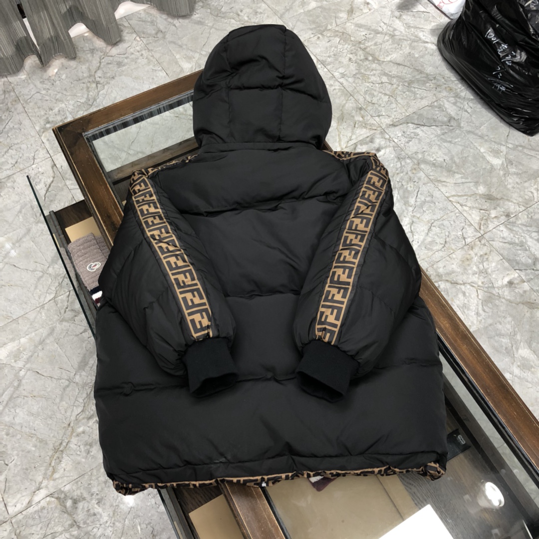 Fendi Down Jacket tech fabric in Black