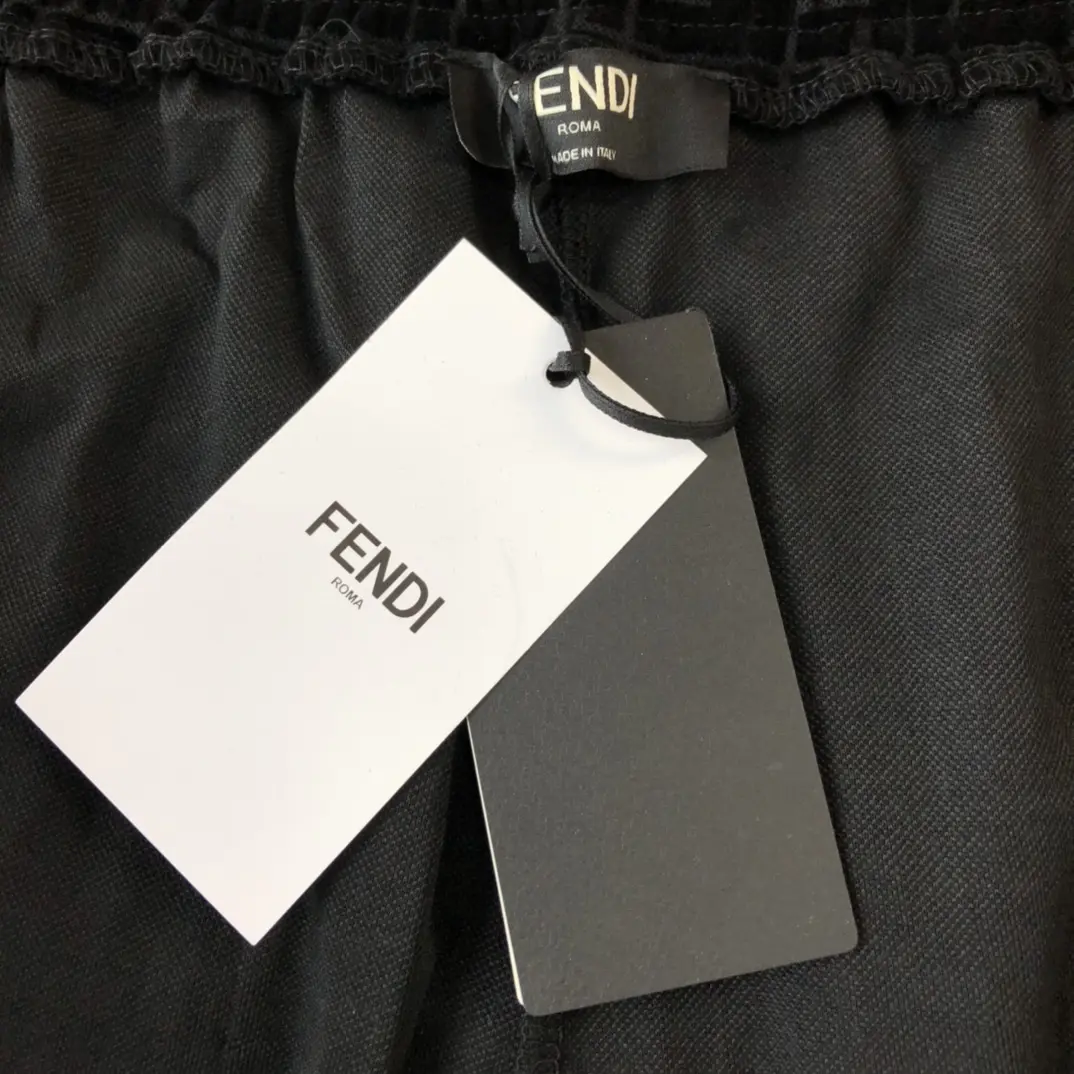 Fendi 2022SS fashion shorts in black