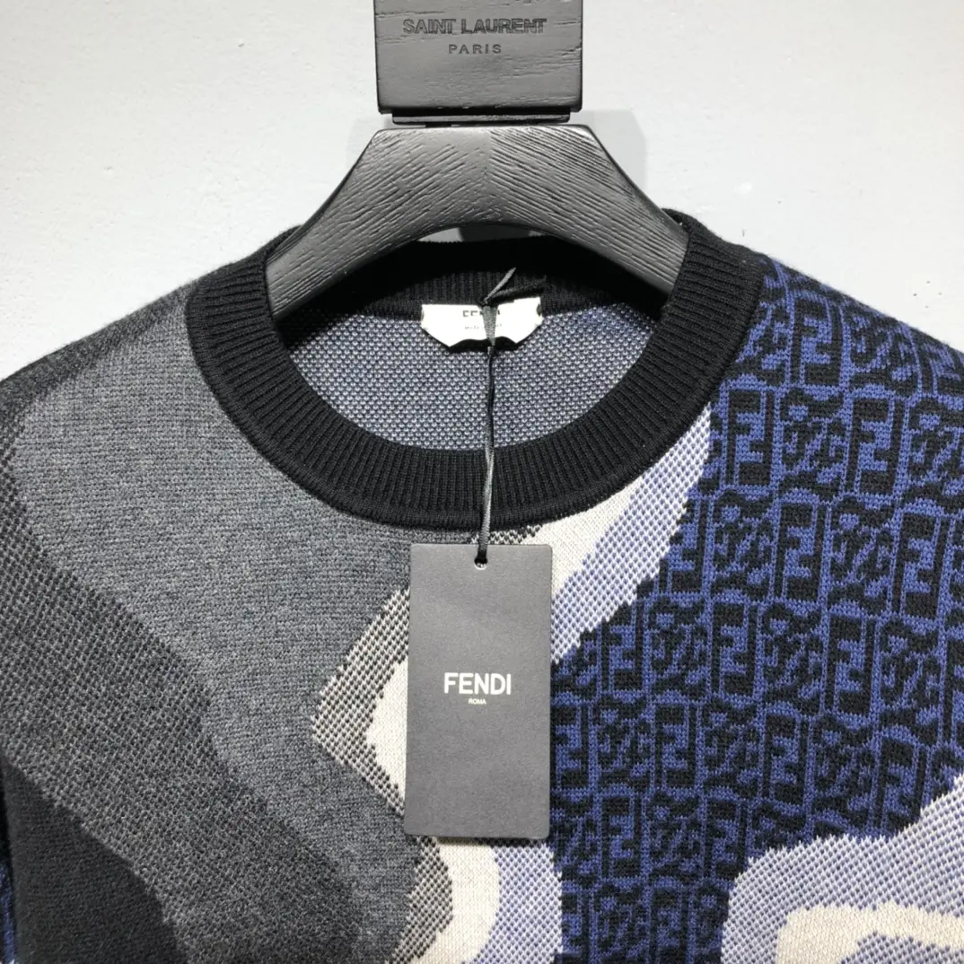 FENDI 2022FW fashion sweater in black