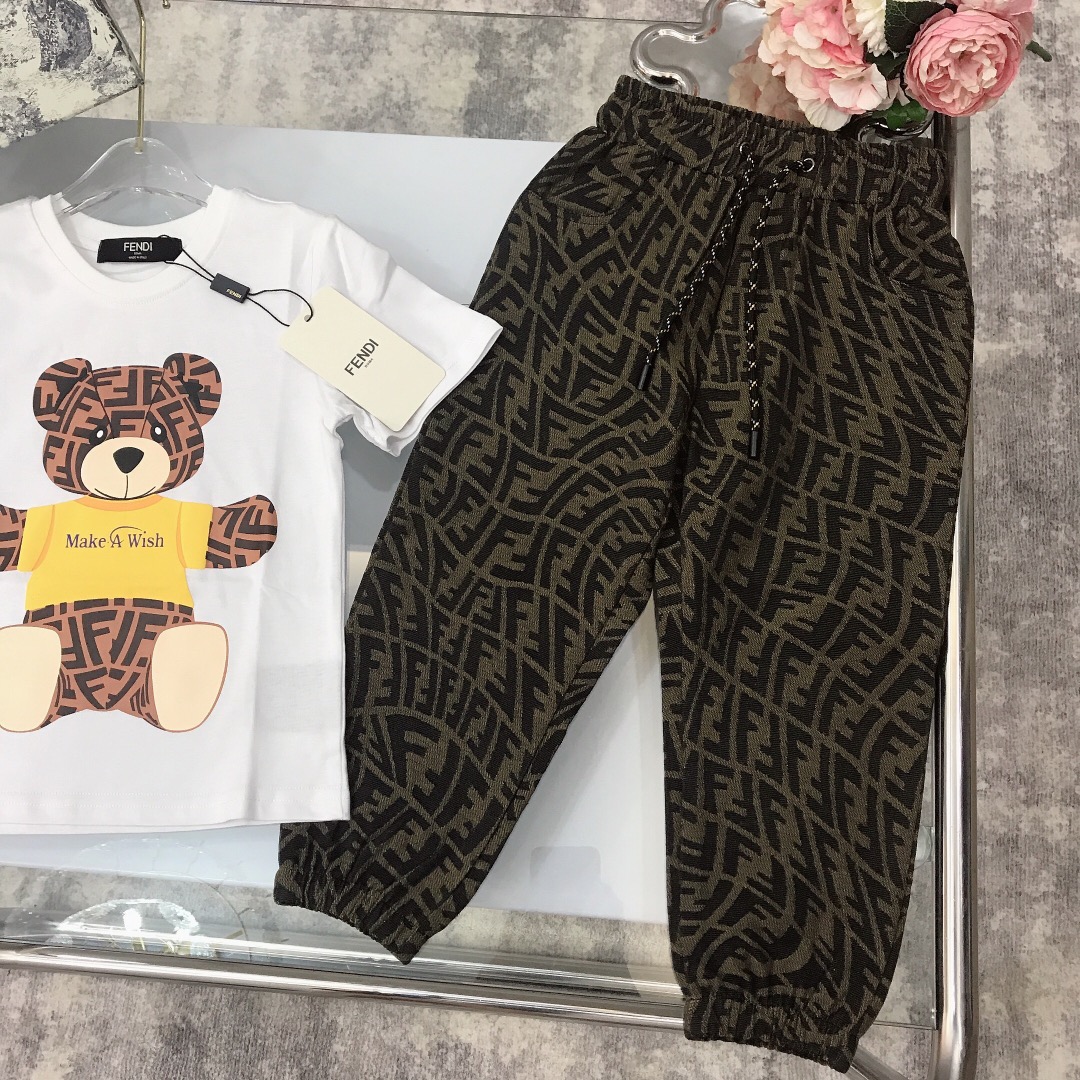 Fendi 2022 T-Shirt and Long Pants Set in White