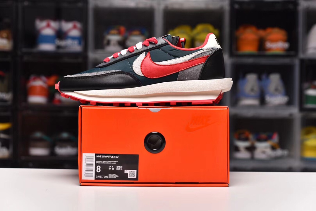 Nike Sneaker Sacai X Nike LDV Waffle in Black