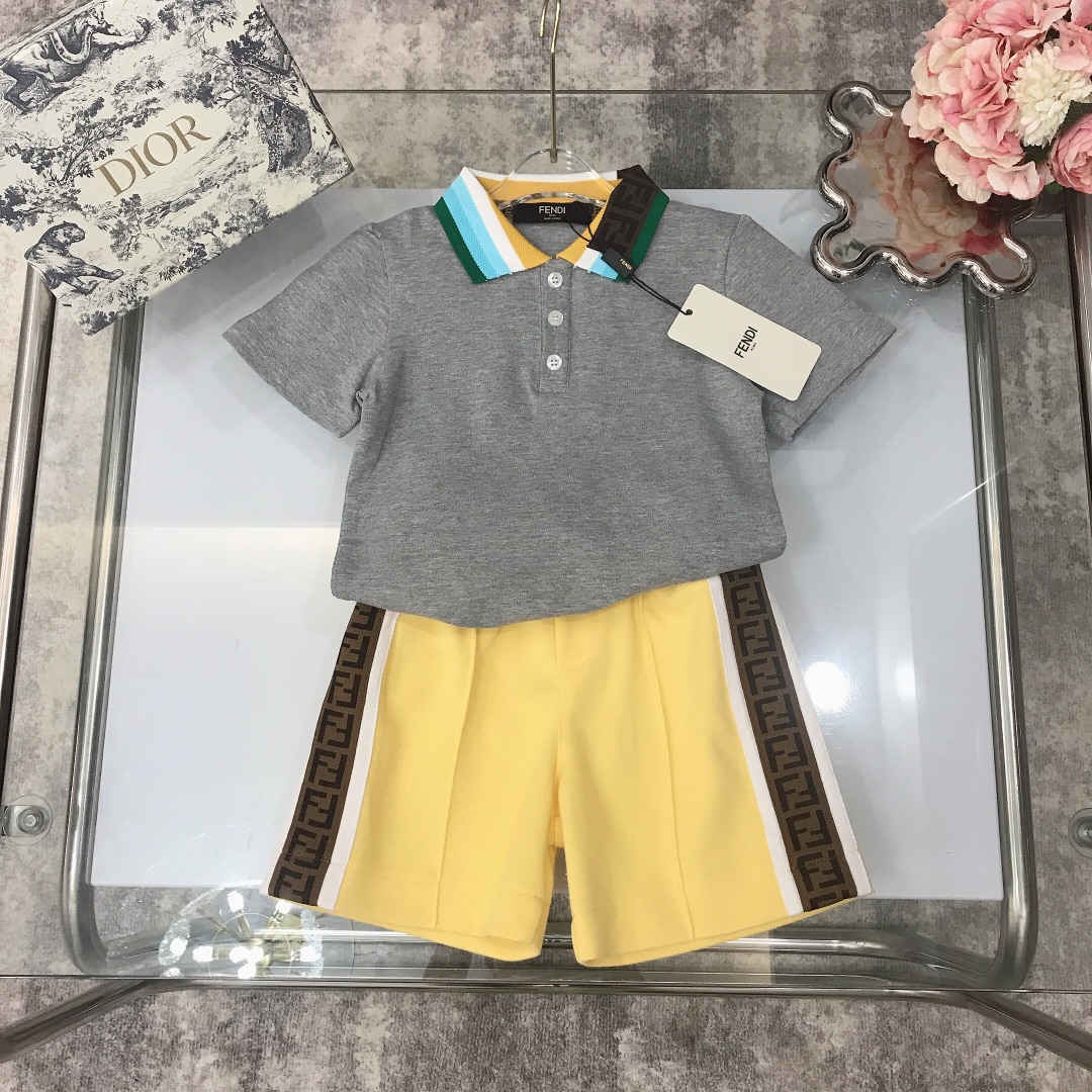 Fendi 2022 New Polo Shirt and Shorts Set