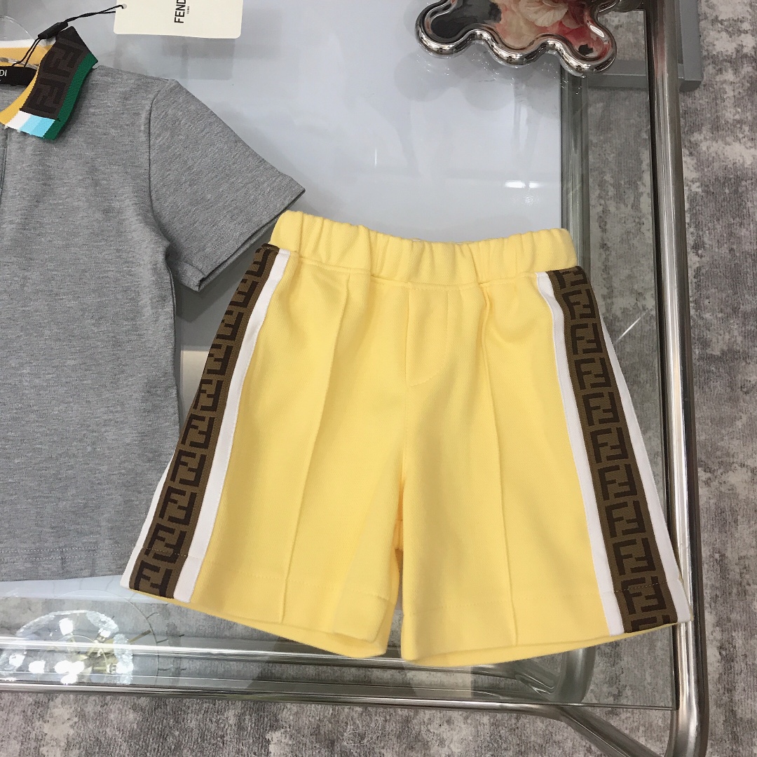 Fendi 2022 New Polo Shirt and Shorts Set