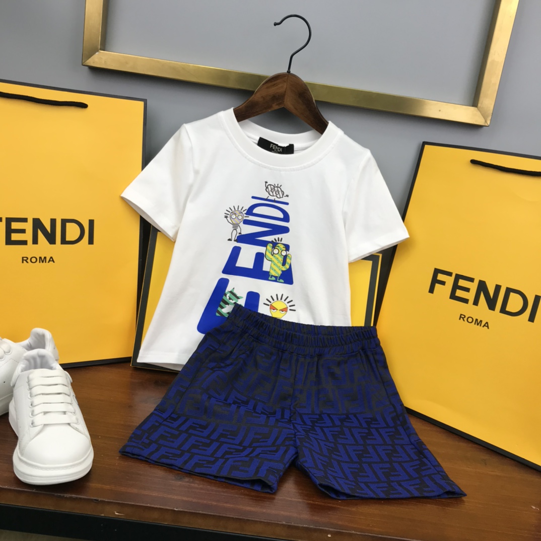 Fendi 2022 Children T-shirt and Shorts Set