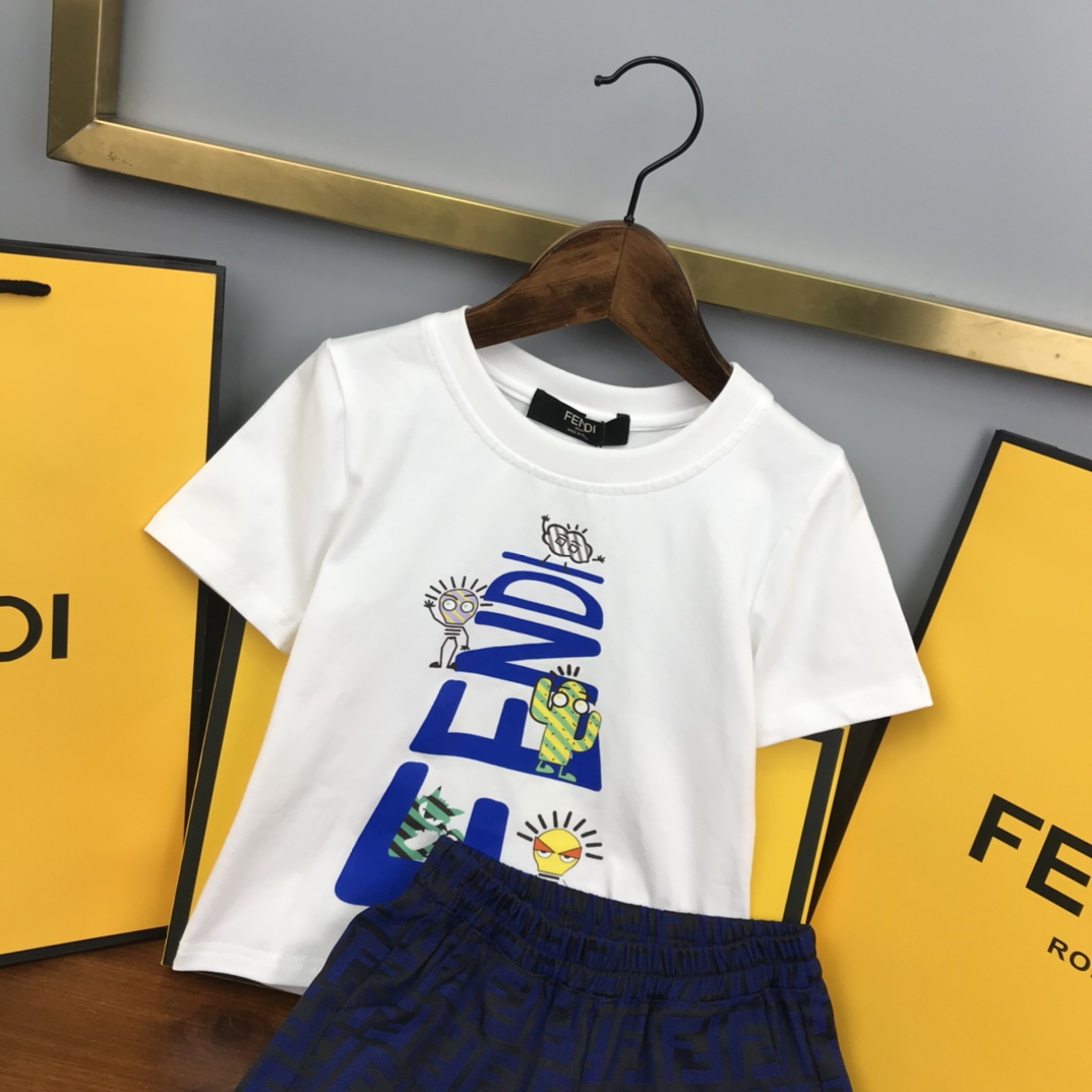 Fendi 2022 Children T-shirt and Shorts Set