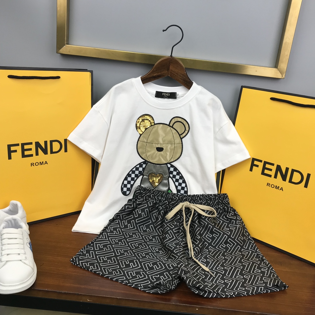 Fendi 2022 Bear Print Children T-shirt and Shorts Set