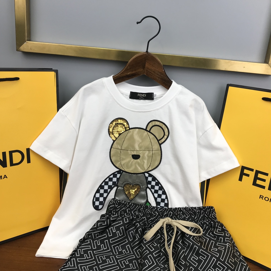 Fendi 2022 Bear Print Children T-shirt and Shorts Set