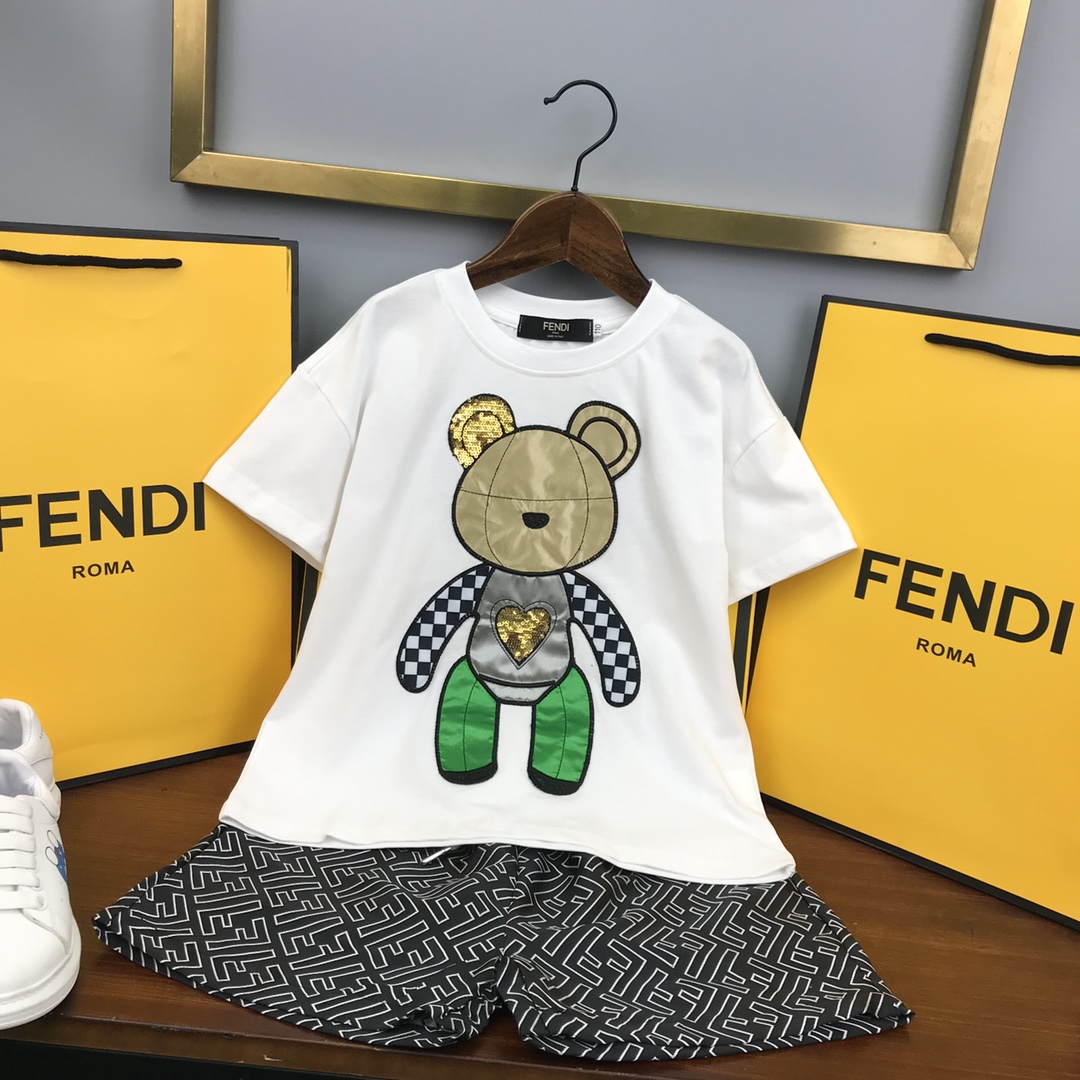 Fendi 2022 Bear Print Children T-shirt and Shorts Set