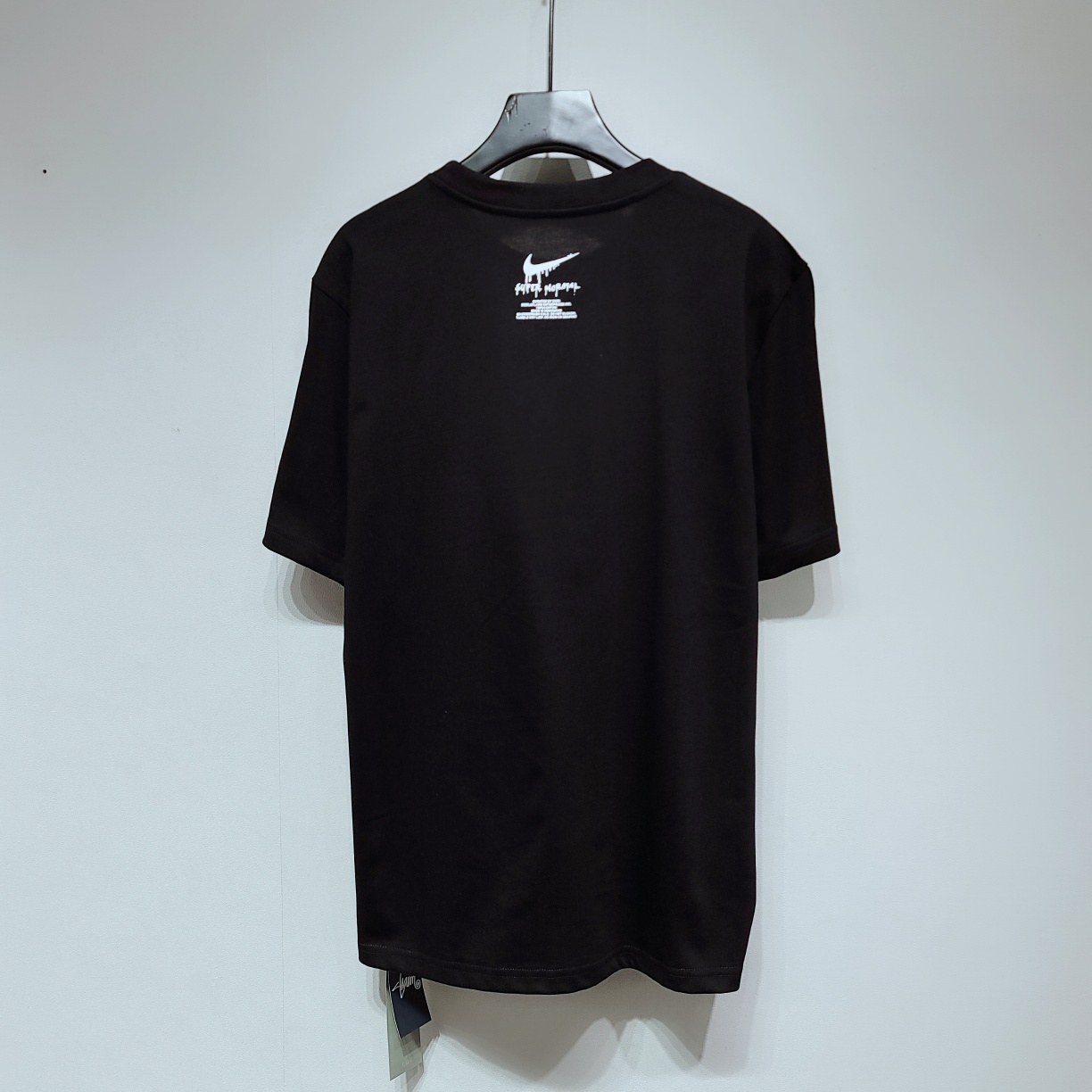 Dior x Nike hot sale T-shirt