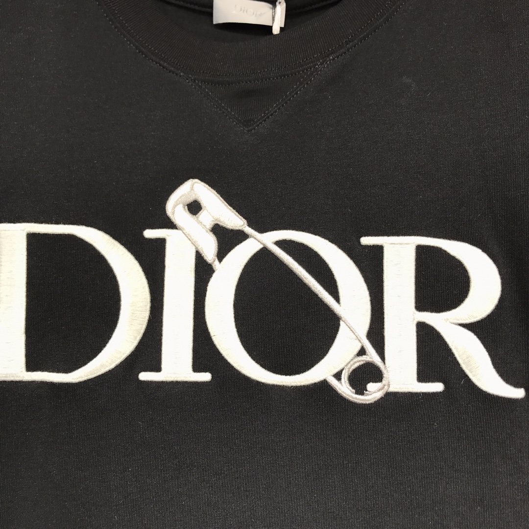 DIOR AND JUDY BLAME