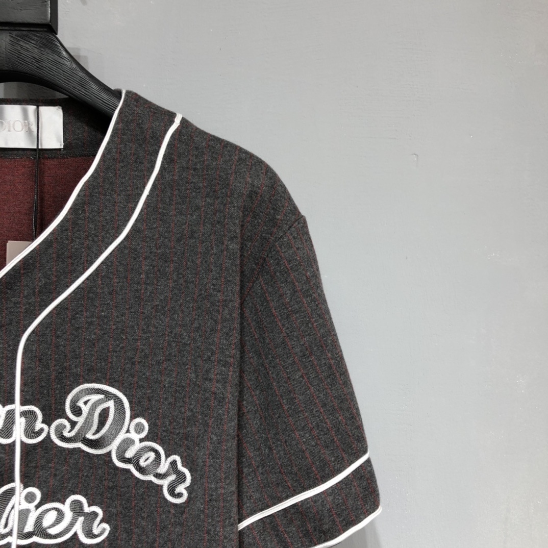 DIOR 2022SS Baseball knitting button T-shirt