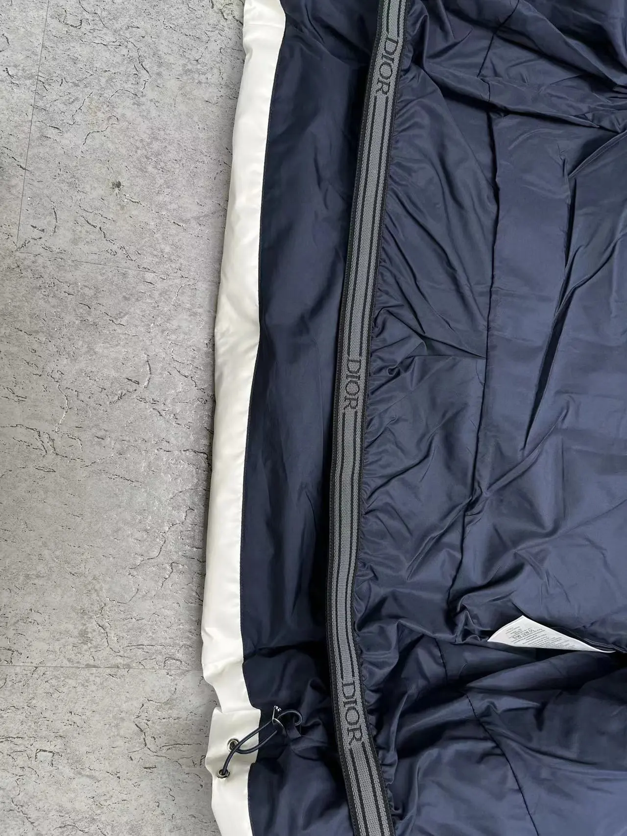 Dior 2022 new  alps down jacket in white