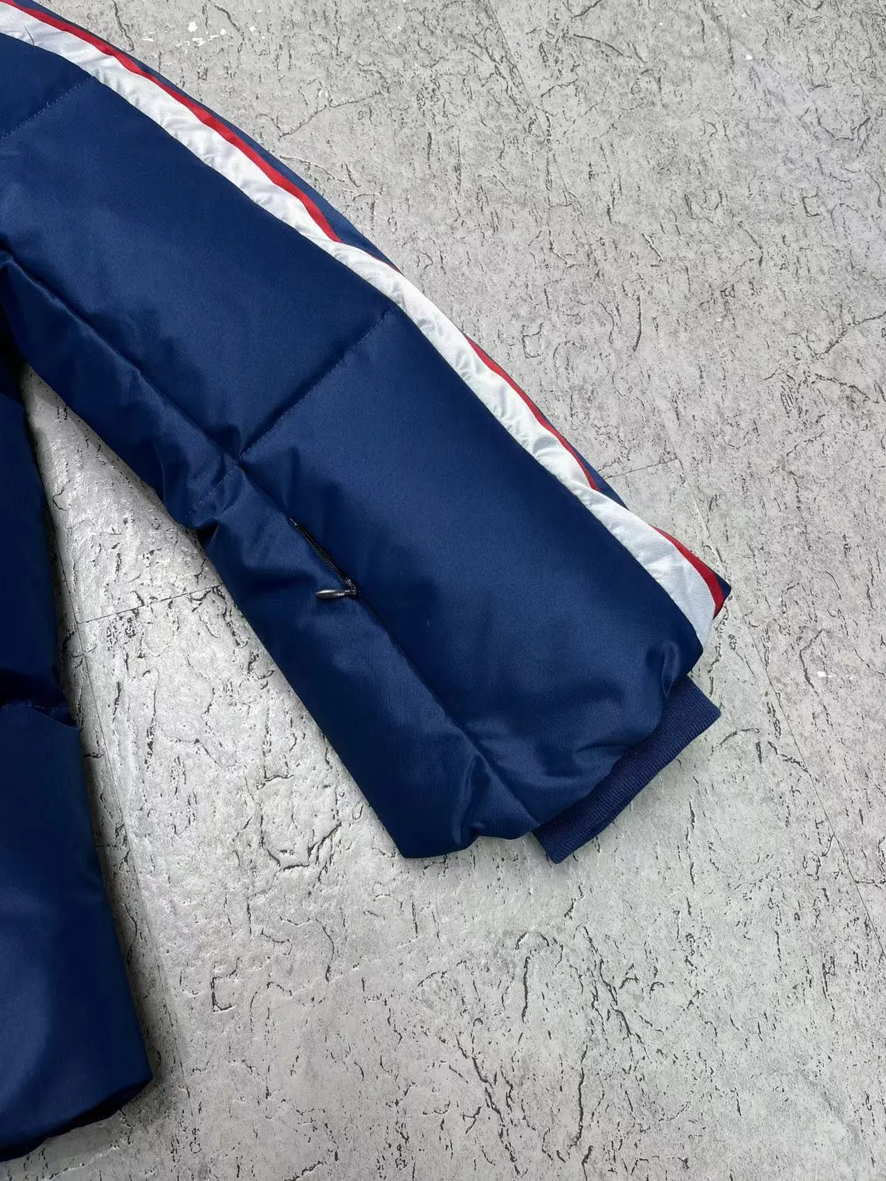 Dior 2022 new  alps down jacket in blue