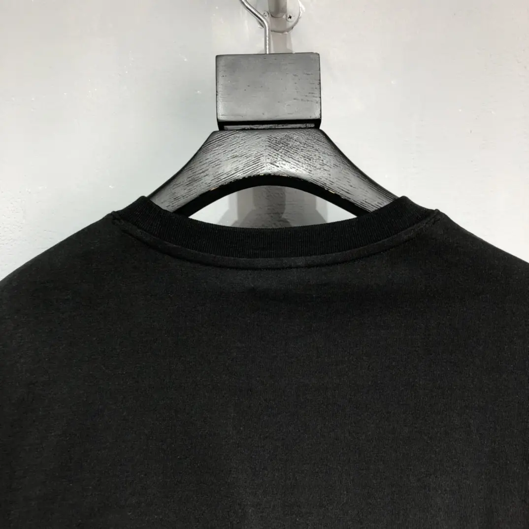 CELINE 2022SS new arrival T-shirt in black