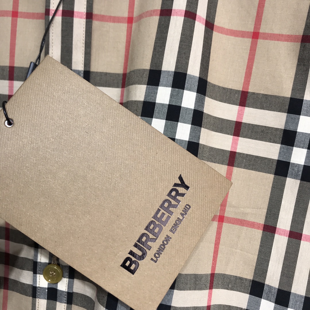 Burberry Vintage plaid short sleeve shirt