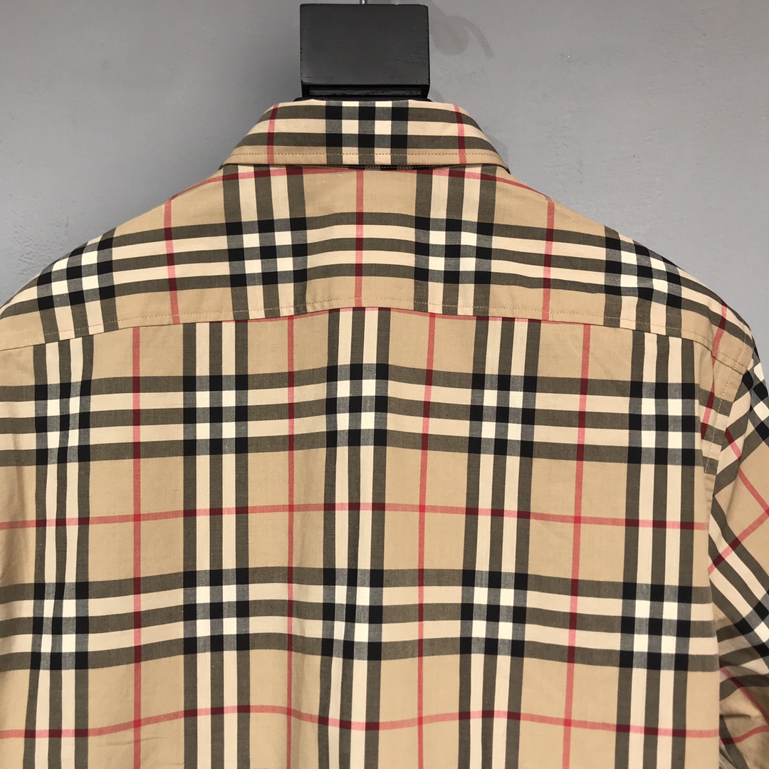 Burberry Vintage plaid short sleeve shirt