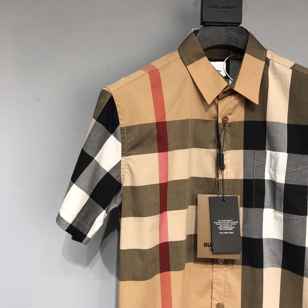 Burberry Vintage plaid short sleeve shirt