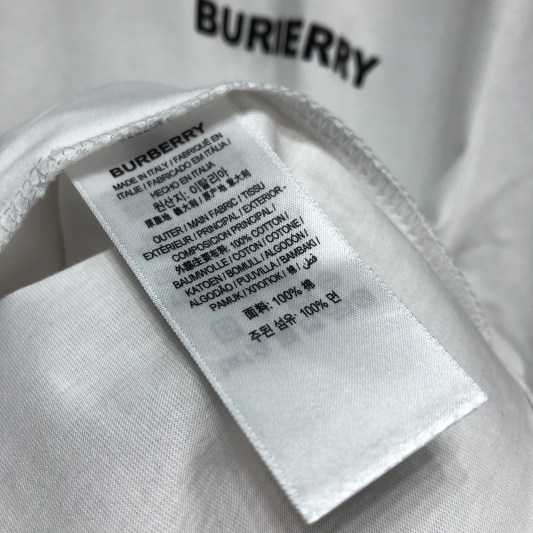 Burberry T-shirt Location Print Cotton Oversized