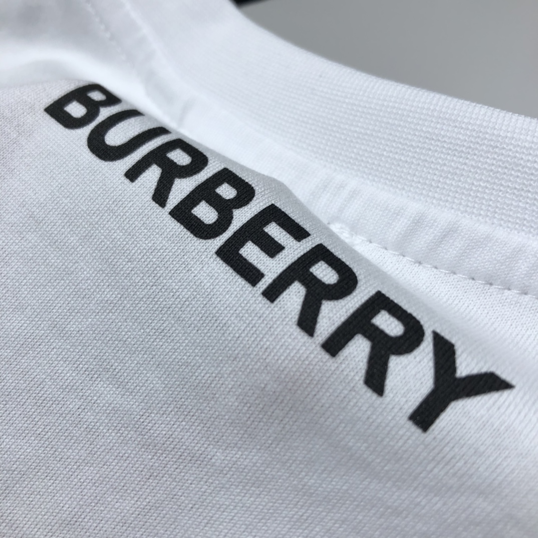 Burberry T-shirt Location Print Cotton Oversized