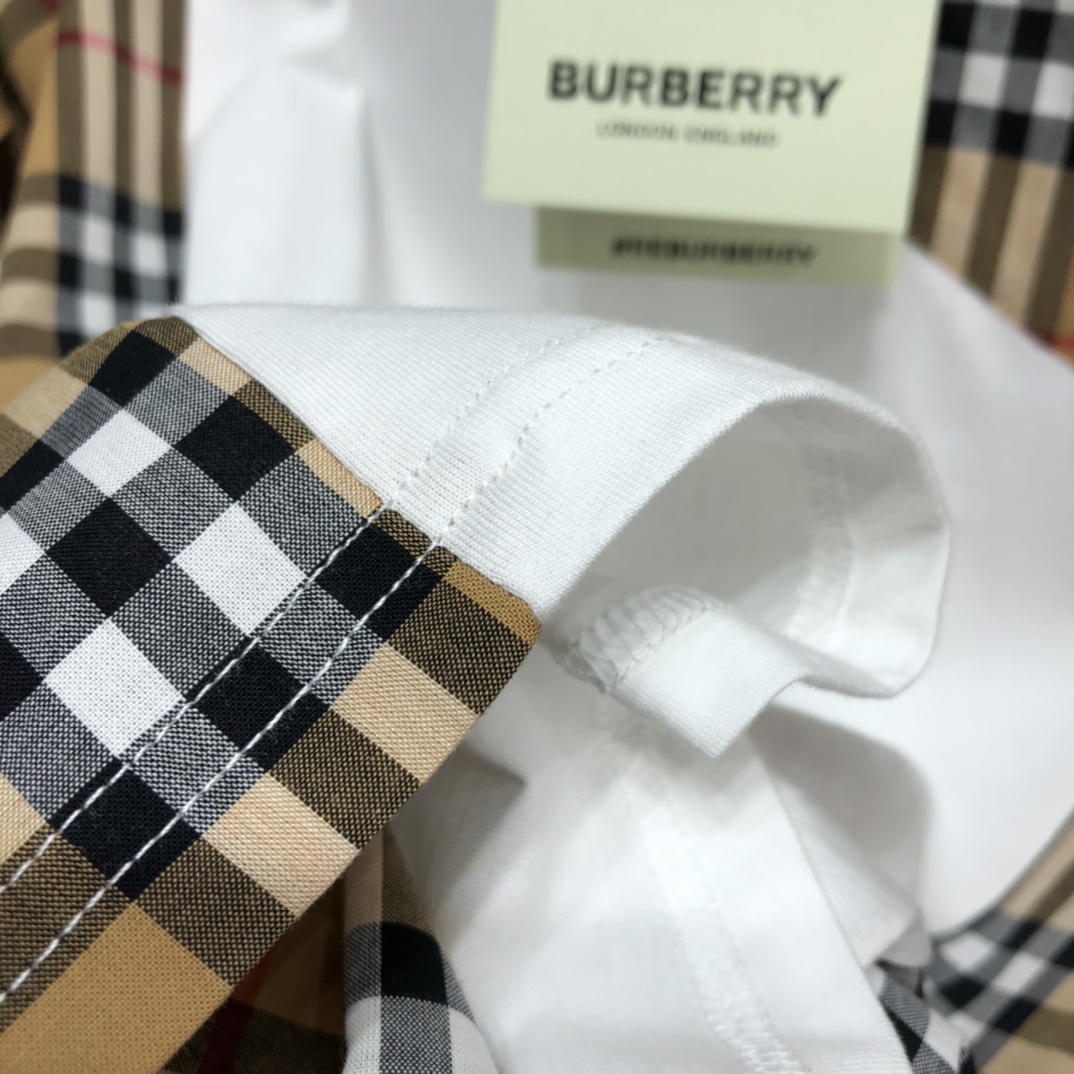 Burberry T-shirt Location Print Cotton Oversized