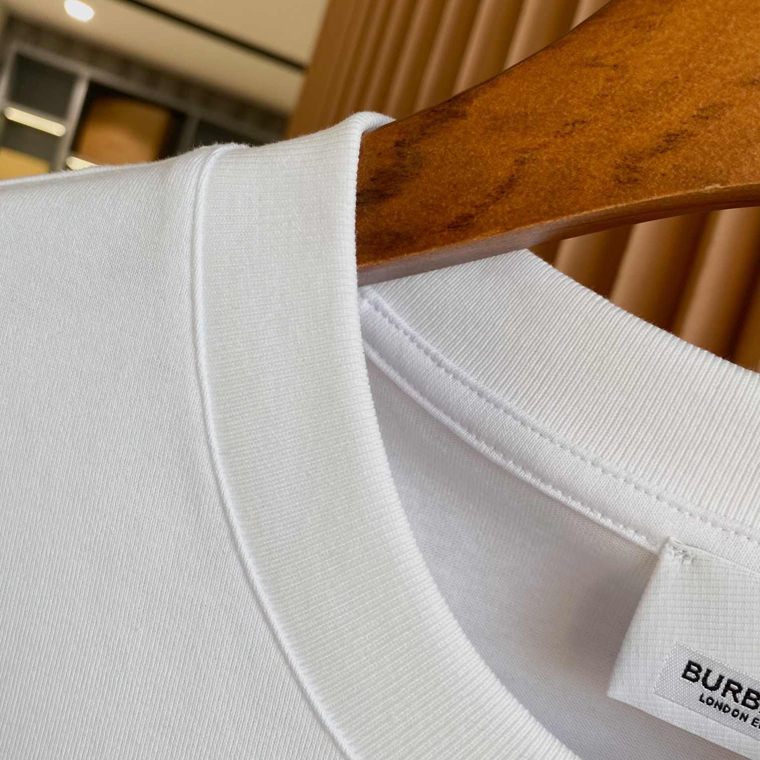 Burberry T-shirt in White