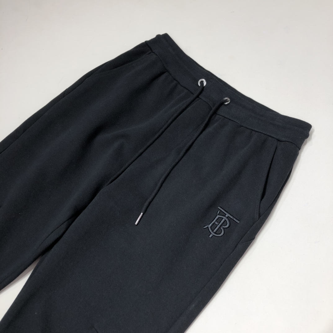 Burberry Pants Cotton Jogging in Black